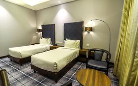 Piccadily Hotel